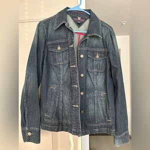 Women’s Dark Wash jeans jacket from Tommy Hilfiger in the size Large